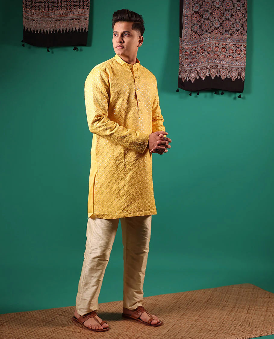 Yellow jaal pattern sequins embroidered full-sleeved men's kurta - Image 3