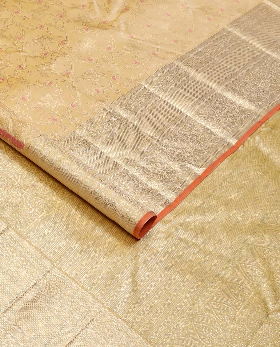 Yellow jacquard Kanchipuram silk saree, zari border of thilakam, kuyil kann, and arumbu manga designs, and geometric patterned pallu - Image 2