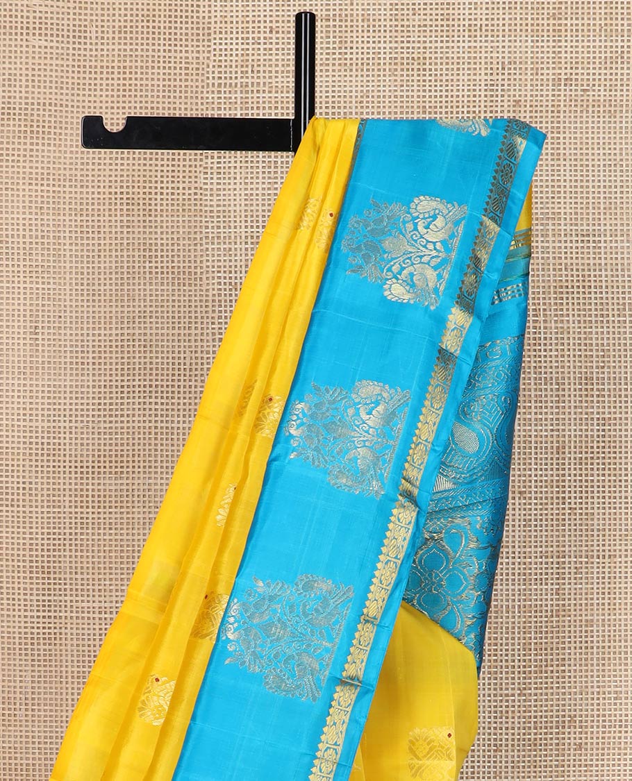 Yellow meena mayil buttas silk saree, contrast korvai one-sided border of thilakam,annam chakram & mayil designs & floral design pallu - Image 4
