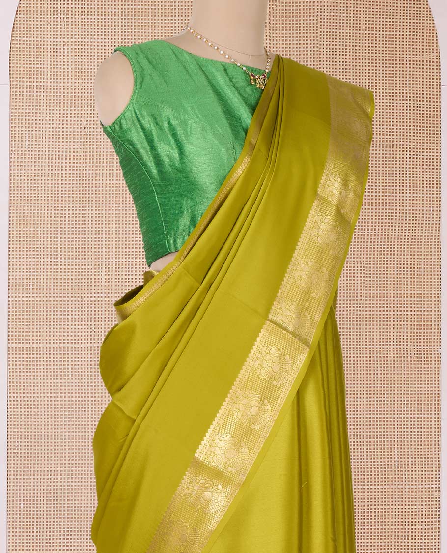 Green plain Mysore silk saree, zari border of two-headed eagle motifs, and pallu of zari designs - Image 3