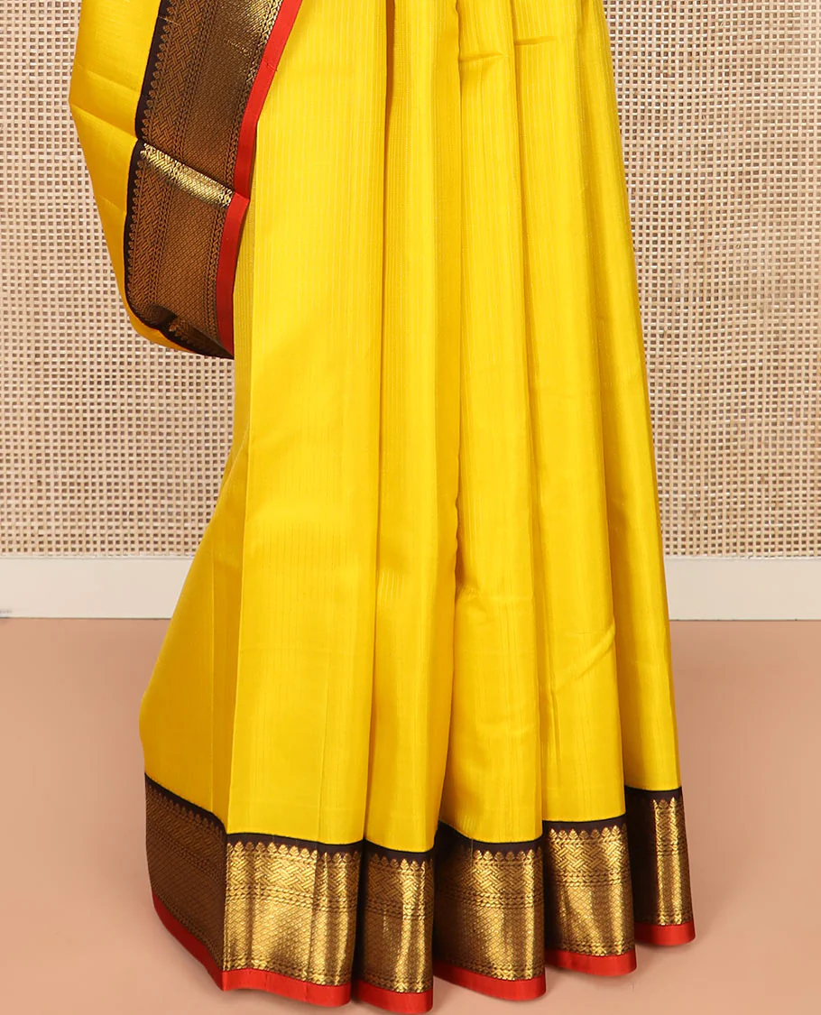Yellow Vasundhara Silk Saree Subtly Woven in Stripes, Complemented with a Contrast Border Featuring Paiyaadi Kann, Neli, and Mayil Kann Design, Subtly Woven Pallu of Intricate Designs, and Paired with a Contrast Blouse - Image 4