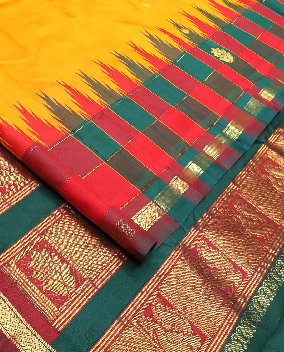Yellow zari buttas Kanchipuram silk saree, contrast thazampoo rekku checked one-sided border of banaras, and vanki designs, and pallu of intricate designs - Image 2