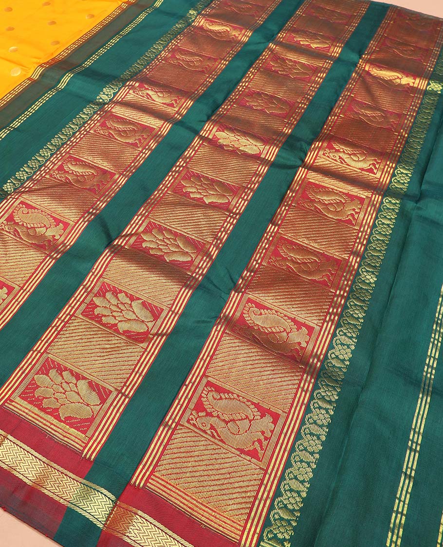 Yellow zari buttas Kanchipuram silk saree, contrast thazampoo rekku checked one-sided border of banaras, and vanki designs, and pallu of intricate designs - Image 5