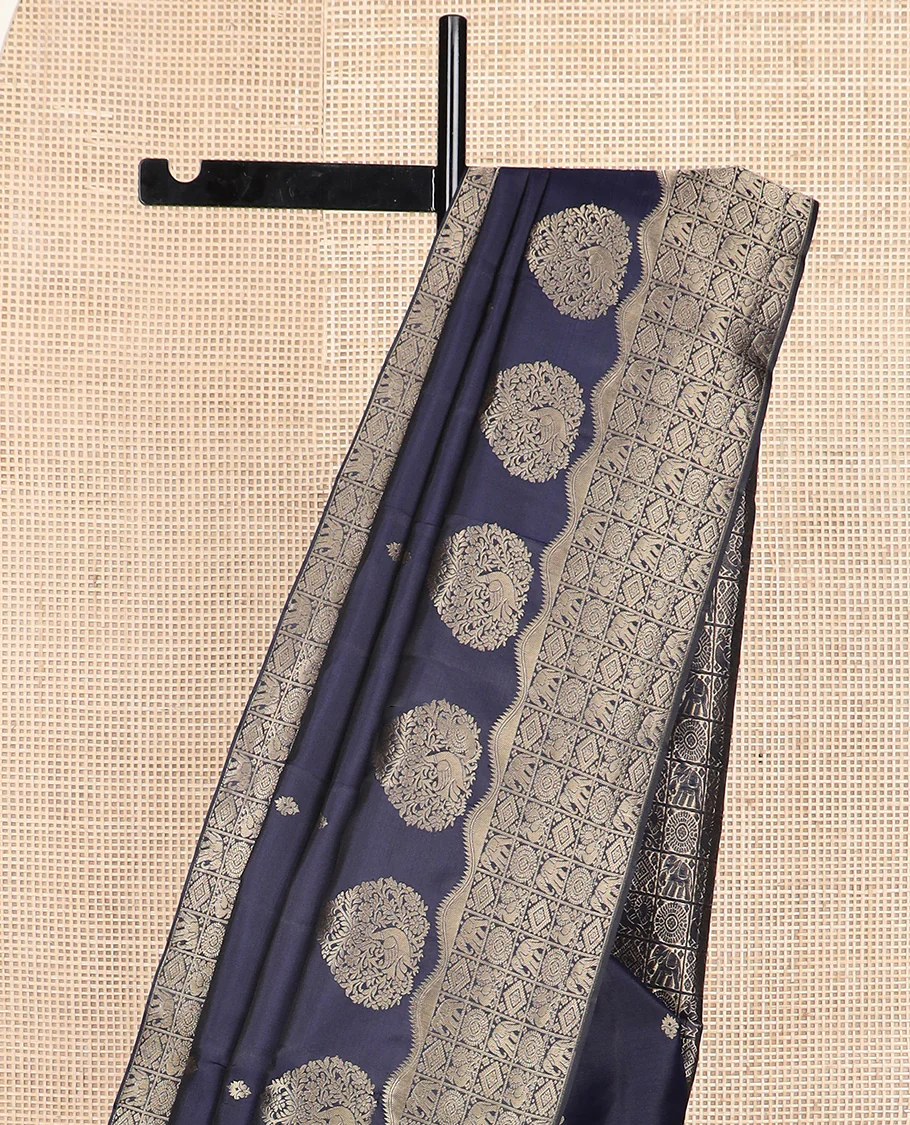 Navy blue zari buttas Vasundhara silk saree, zari border and pallu of yaanai, mayil, chakram, and diamond buttas enclosed checks - Image 4
